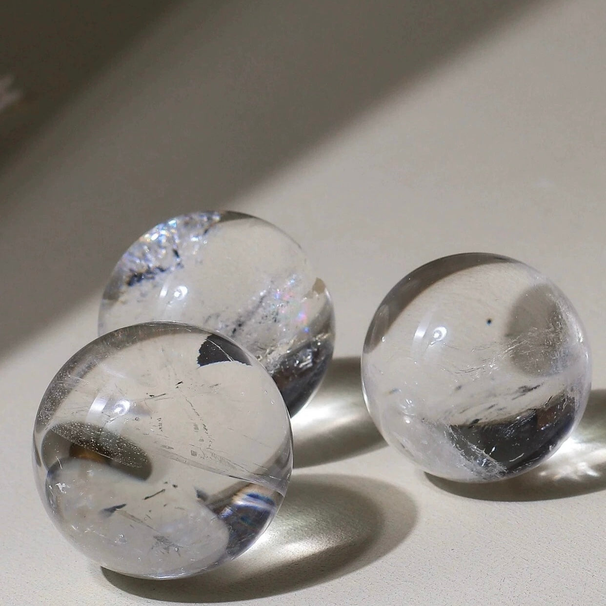 White Clear Crystal Sphere For Healing - MysticPavilion