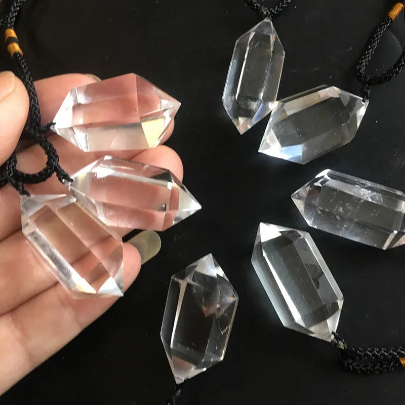 Crystal Pendant Necklace For Attracting Love & Prosperity - MysticPavilion