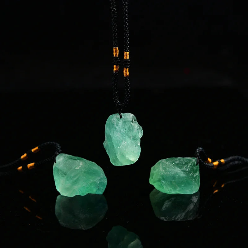 Crystal Pendant Necklace For Attracting Love & Prosperity - MysticPavilion