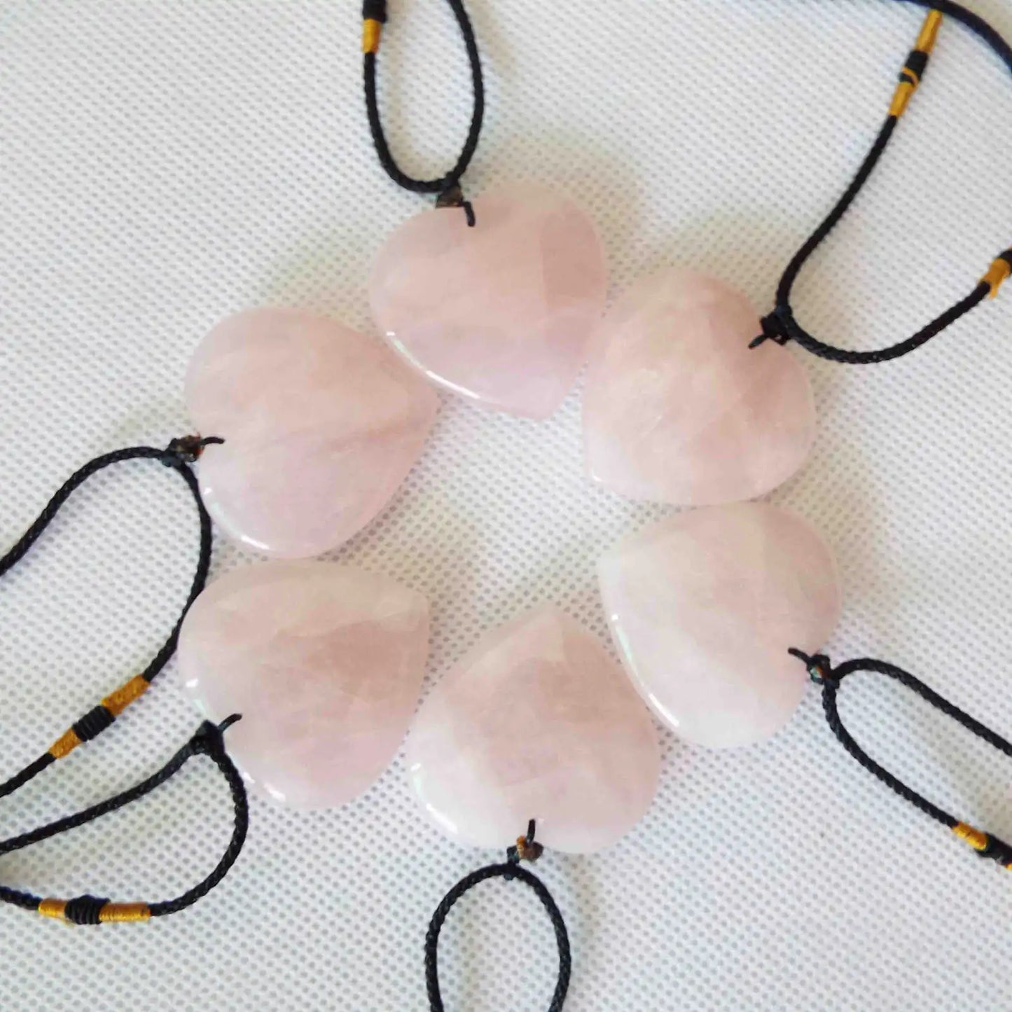 Crystal Pendant Necklace For Attracting Love & Prosperity - MysticPavilion