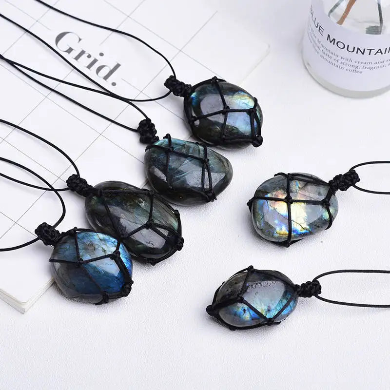 Crystal Pendant Necklace For Attracting Love & Prosperity - MysticPavilion