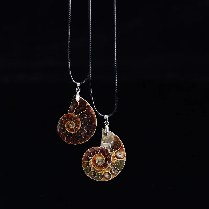 Crystal Pendant Necklace For Attracting Love & Prosperity - MysticPavilion