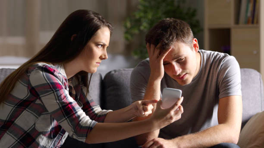 Is Your Partner Being Honest? How to Spot Signs of Cheating 💔
