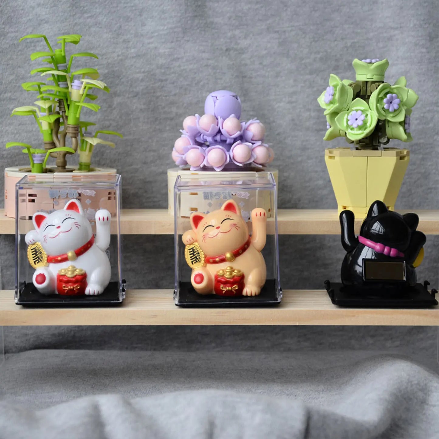 Solar-Powered Lucky Cat | Feng Shui Wealth Beckoning Figurine for Positive Home Energy